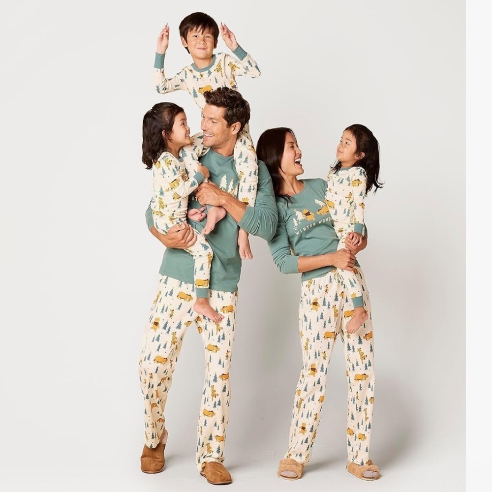Disney Winnie The Pooh Pajama Set NWT Size 24 months